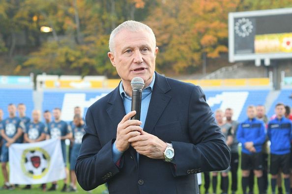 Суркіс склав конкуренцію Усику – написав вірш для Полісся 