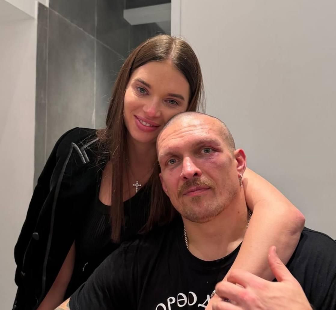 Александр Усик с женой / instagram.com/usyk_kate1505 Александр Усик с женой / instagram.com/usyk_kate1505