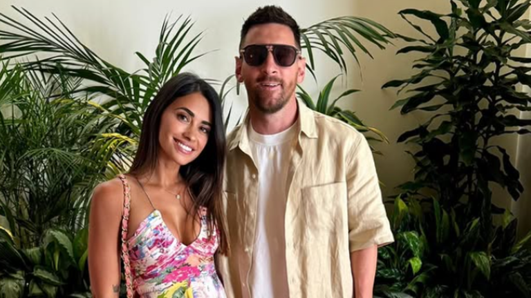 Мессі з коханою / Фото з Instagram Мессі з коханою / Фото з Instagram