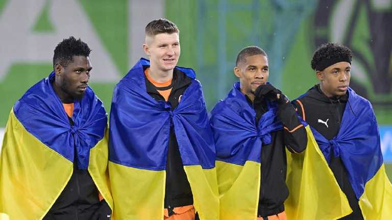 Лассіна Траоре (крайній зліва) / Прес-служба Шахтаря Лассіна Траоре (крайній зліва) / Прес-служба Шахтаря