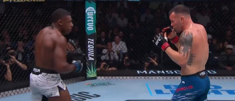 Баклі – Ковінгтон / Скріншот бою Баклі – Ковінгтон / Скріншот бою