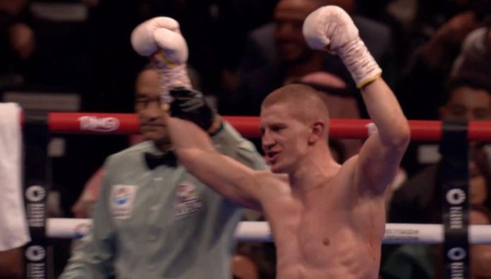 Богачук технічним нокаутом здолав Девіса та став претендентом на пояс WBC