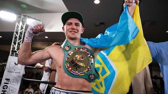 Бой украинского боксера признали лучшим в 2024 году –это не Усик