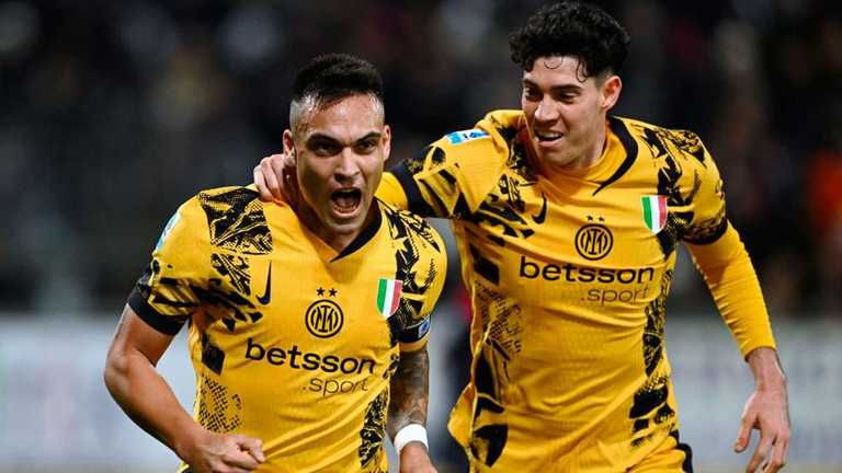 Кальяри – Интер / Скриншот Кальяри – Интер / Скриншот