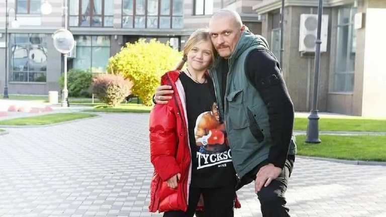 Елизавета и Александр Усики / Фото из соцсетей Елизавета и Александр Усики / Фото из соцсетей