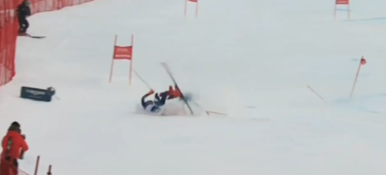 Падіння Шиффрін / Скріншот з відео Падіння Шиффрін / Скріншот з відео