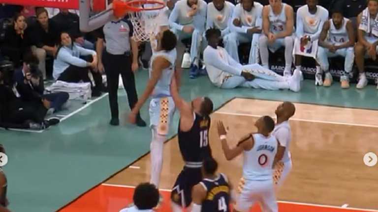 Денвер обіграв Сан-Антоніо / Скріншот з трансляції Денвер обіграв Сан-Антоніо / Скріншот з трансляції