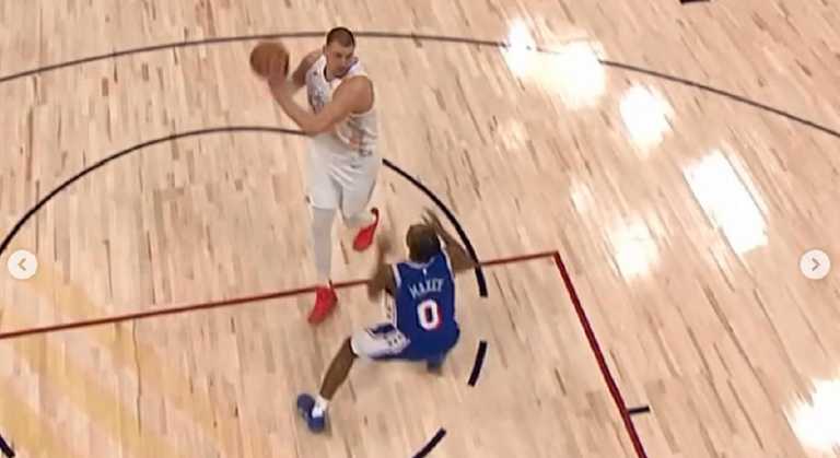 Йокіч оформив тріпл-дабл / Скріншот з відео Йокіч оформив тріпл-дабл / Скріншот з відео