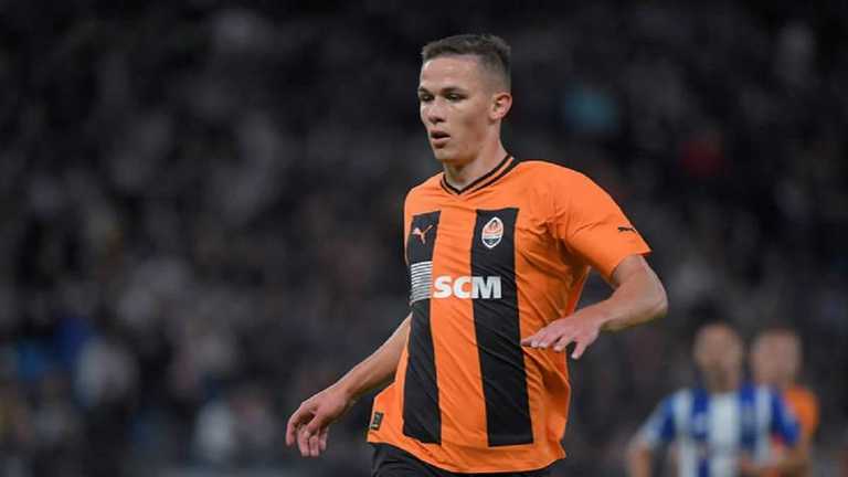 Даниил Сикан / ФК Шахтер Даниил Сикан / ФК Шахтер