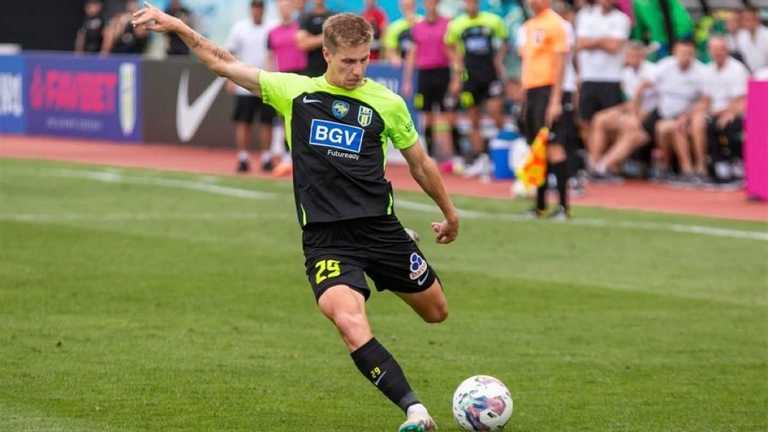 Артем Смоляков / ФК Полісся Артем Смоляков / ФК Полісся