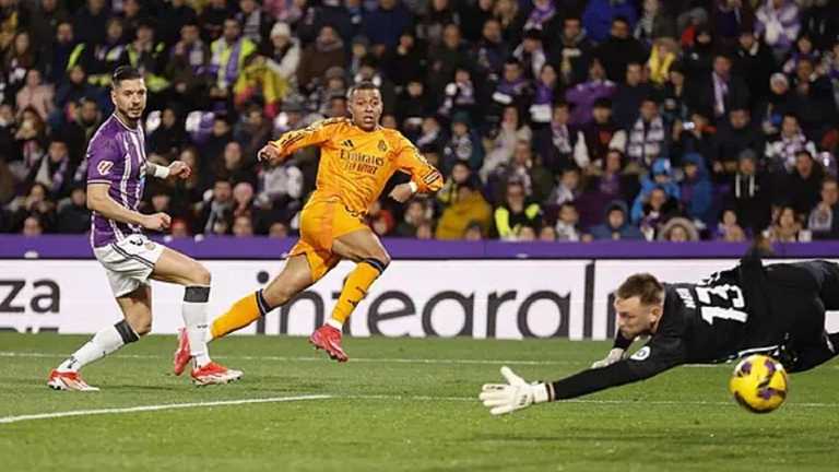 Вальядолід – Реал – 0:3 / Фото José A. García/MARCA Вальядолід – Реал – 0:3 / Фото José A. García/MARCA