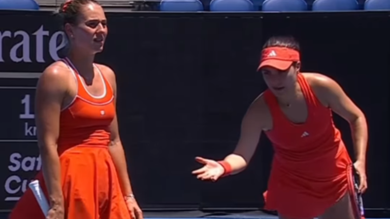 Костюк й Русе / Скріншот з відео Костюк й Русе / Скріншот з відео