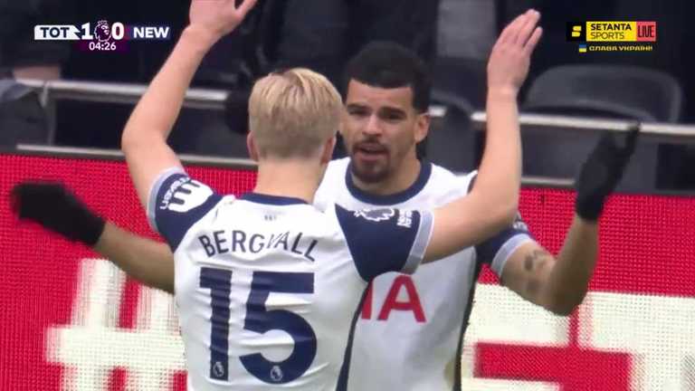 Соланке празднует гол / Скриншот Соланке празднует гол / Скриншот