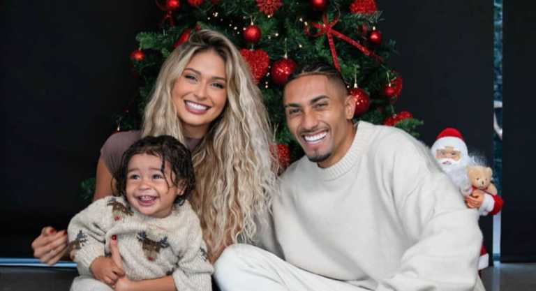 Рафинья с семьей / Фото instagram.com/taia_belloli Рафинья с семьей / Фото instagram.com/taia_belloli