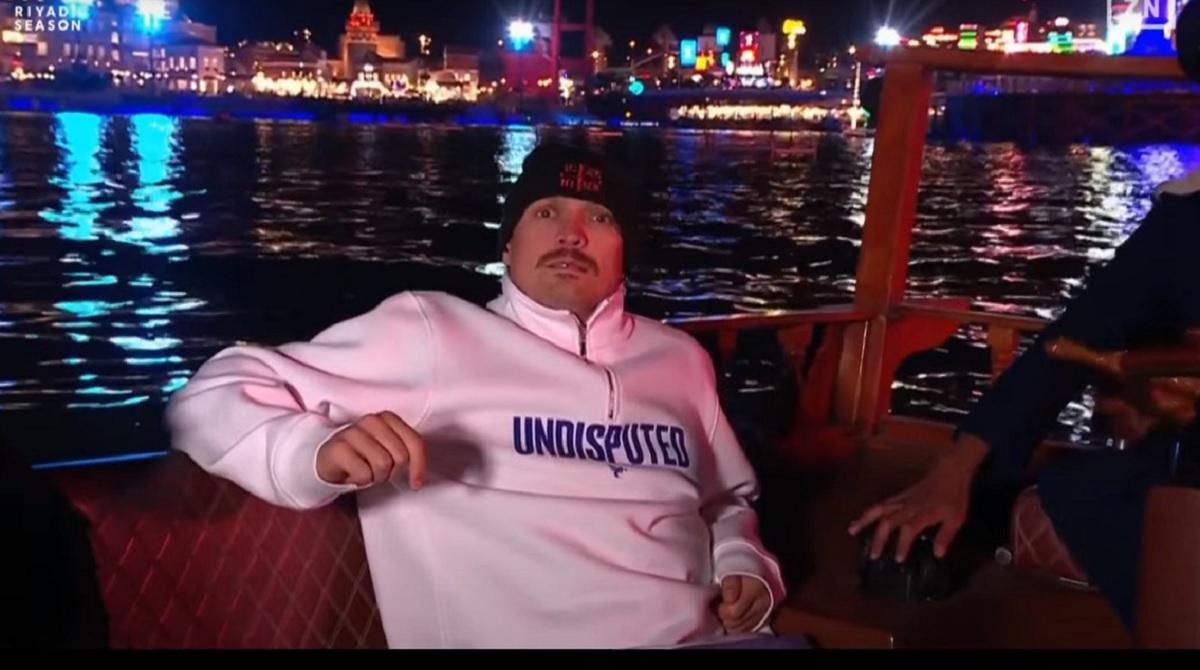 Олександр Усик / Скріншот з відео Олександр Усик / Скріншот з відео