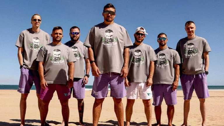 Усик з командою / Фото instagram.com/usykaa Усик з командою / Фото instagram.com/usykaa