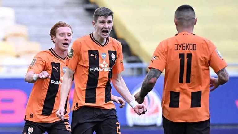 Олександр Зубков (крайній справа) / Фото ФК Шахтар Олександр Зубков (крайній справа) / Фото ФК Шахтар