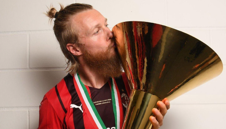 Сімон К'єр / Фото з X Сімон К'єр / Фото з X