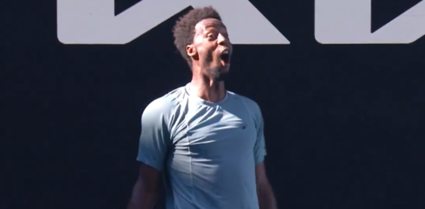 Гаель Монфіс / Скріншот з відео Гаель Монфіс / Скріншот з відео