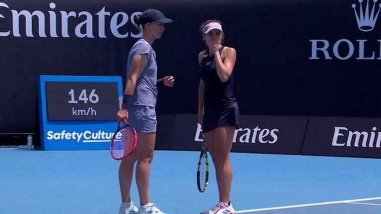 Ангелина Калинина и Лючия Бронцетти / Скриншот Ангелина Калинина и Лючия Бронцетти / Скриншот