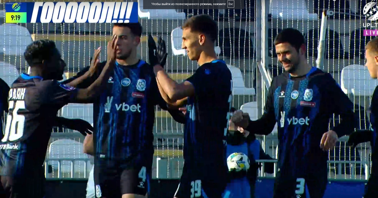 Чорноморець святкує забитий гол / Скріншот з трансляції Чорноморець святкує забитий гол / Скріншот з трансляції