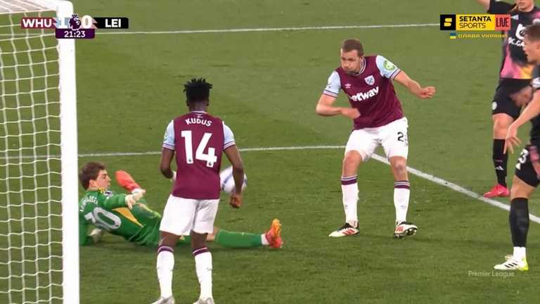 Соучек открыл счет / Скриншот по видео Соучек открыл счет / Скриншот по видео