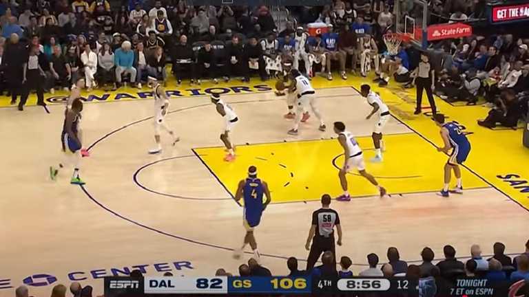 Голден Стейт переміг Лаллас / Скріншот з відео Голден Стейт переміг Лаллас / Скріншот з відео