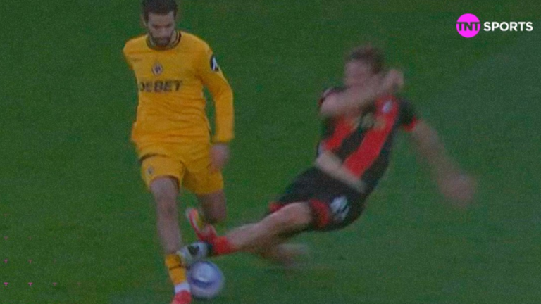 Вилучення Іллі Забарного / Фото TNT Вилучення Іллі Забарного / Фото TNT