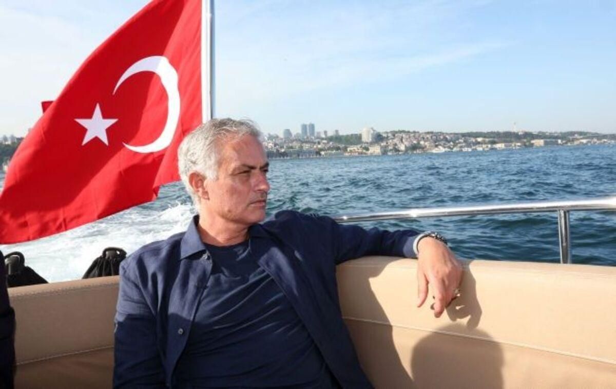 Жозе Моурінью / Фото x.com/Fenerbahce Жозе Моурінью / Фото x.com/Fenerbahce