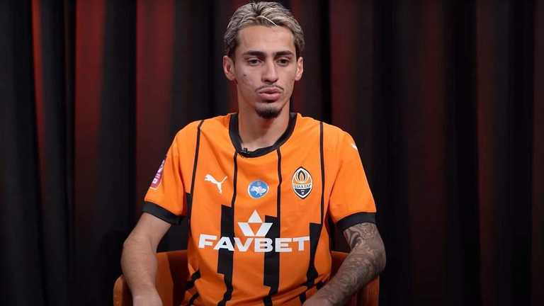 Марлон Гомес / Стоп-кадр з відео Марлон Гомес / Стоп-кадр з відео