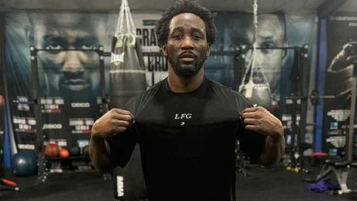 Альварес согласился на мегафайт с непобедимым чемпионом мира – известно, когда боксеры выйдут на ринг