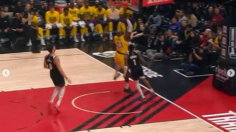 Леброн Джеймс / Скриншот из видео Леброн Джеймс / Скриншот из видео