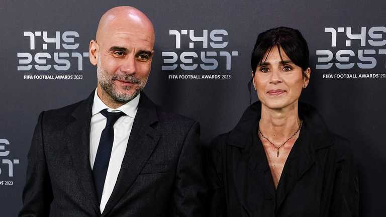 Хосеп Гвардіола та Крістіна Серра / Photo by James Whitehead/Eurasia Sport Images/Getty Images Хосеп Гвардіола та Крістіна Серра / Photo by James Whitehead/Eurasia Sport Images/Getty Images