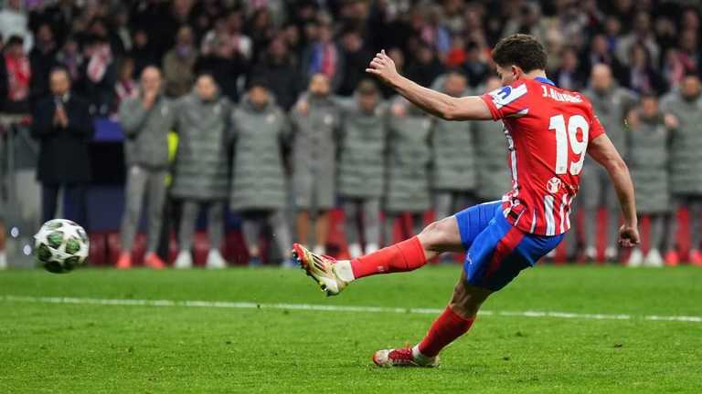 Хуліан Альварес / Getty Images Хуліан Альварес / Getty Images