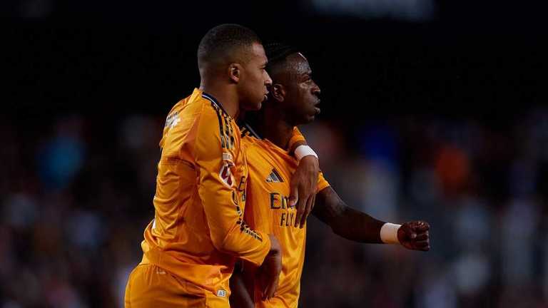 Мбаппе та Вінісіус / фото: David Aliaga/NurPhoto via Getty Images Мбаппе та Вінісіус / фото: David Aliaga/NurPhoto via Getty Images