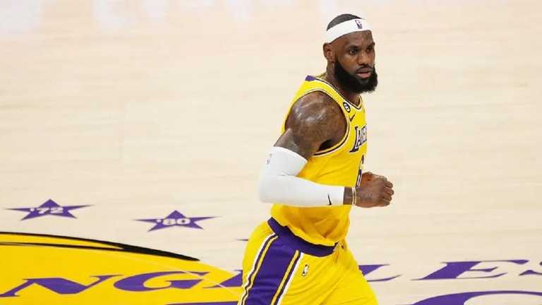 Леброн Джеймс / Фото EFE Леброн Джеймс / Фото EFE