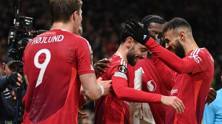 Игроки Манчестер Юнайтед / Gareth Copley/Getty Images Игроки Манчестер Юнайтед / Gareth Copley/Getty Images