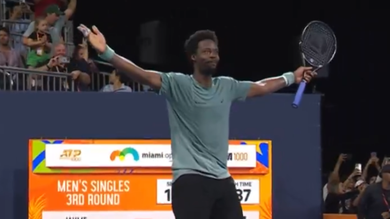 Гаель Монфіс / Скріншот з відео Гаель Монфіс / Скріншот з відео