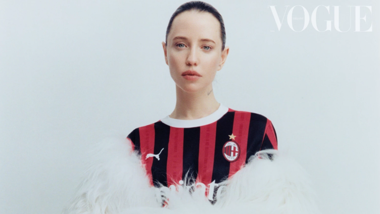 Надя Дорофєєва / Фото Vogue Надя Дорофєєва / Фото Vogue