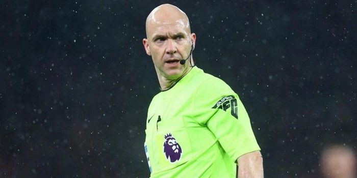 Оприлюднена зарплата арбітрів АПЛ – вони одні з найвисокооплачуваніших людей в Англії