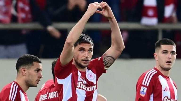 Роман Яремчук / Олімпіакос Роман Яремчук / Олімпіакос