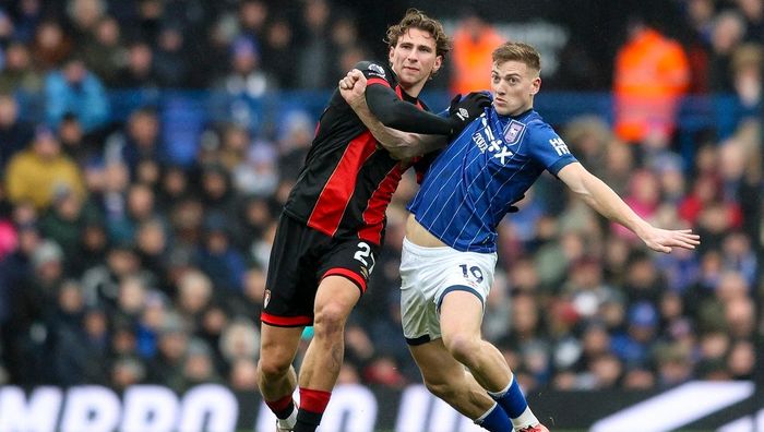 Забарный сенсационно проиграл аутсайдеру, Ман Сити не заметил потери Холанда и Пепа, дикий гол прибил Ярмолюка: АПЛ Забарный сенсационно проиграл аутсайдеру, Ман Сити не заметил потери Холанда и Пепа, дикий гол прибил Ярмолюка: АПЛ