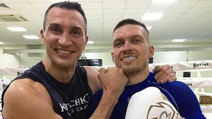 Відомий боксер порівняв Кличка-молодшого та Усика: "Це як обирати між Mercedes і BMW"