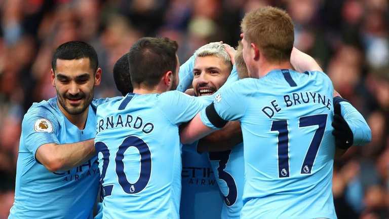 Бернарду Сілва з партнерами по команді / Getty Images Бернарду Сілва з партнерами по команді / Getty Images