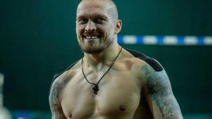 Усик дебютує у кіно – відома дата релізу фільму з українським чемпіоном