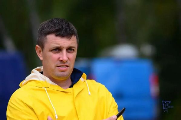 Скандал в Минмолодежьспорта: чиновник помог теще выиграть ценные тендеры, а потом заявил, что не знает ее