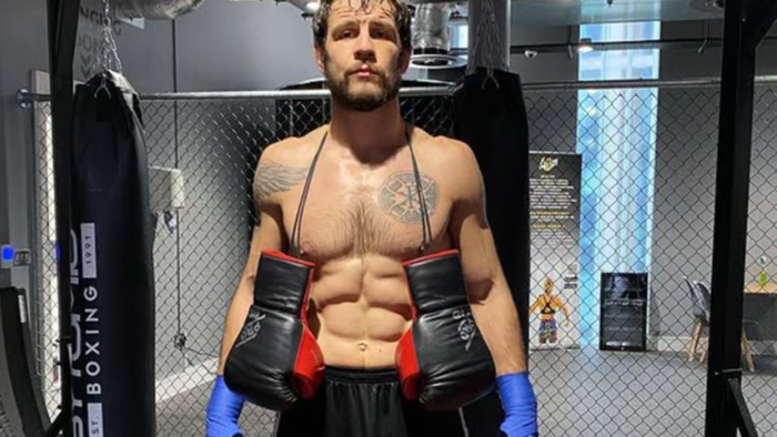 Зрадника України нокаутували у першому раунді турніру UFC – все на очах Трампа