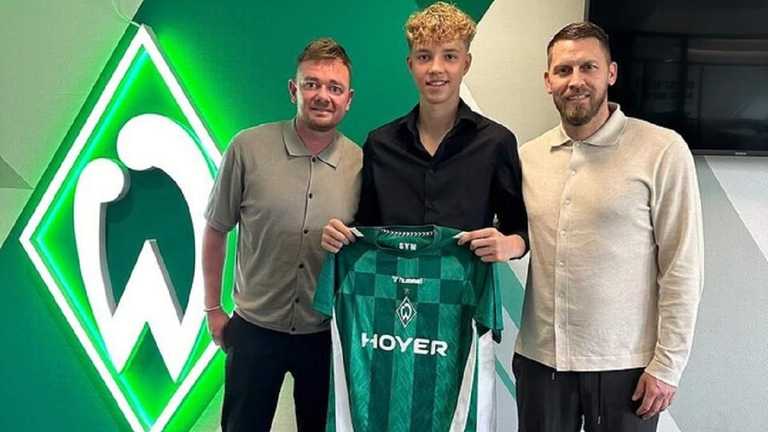 Тимофій Солодаренко (по центру) / Фото з Instagram Тимофій Солодаренко (по центру) / Фото з Instagram