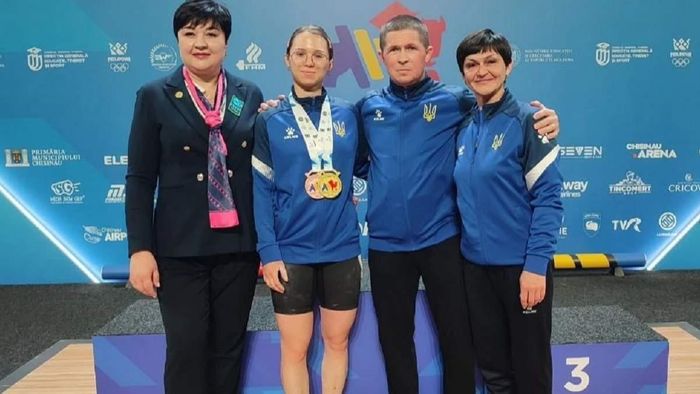 Україна завоювала 13 нагород на ЧЄ з важкої атлетики, але не потрапила у топ-10 медального заліку
