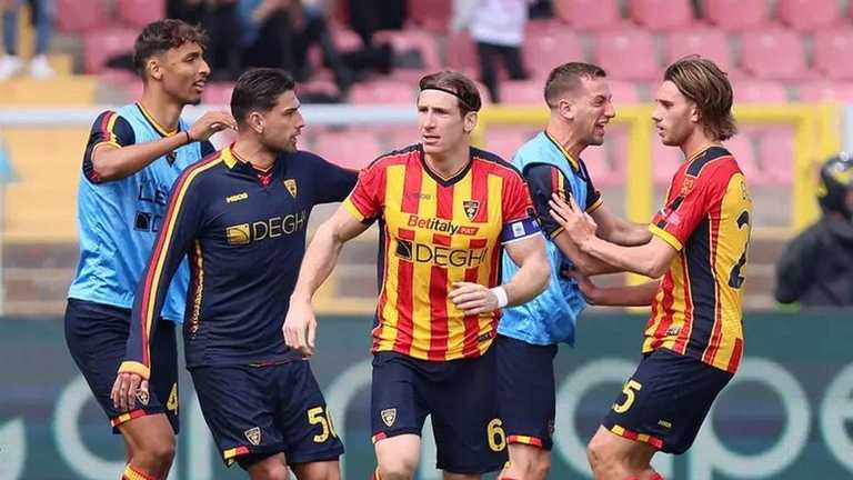 Гравці Лечче / Фото ANSA